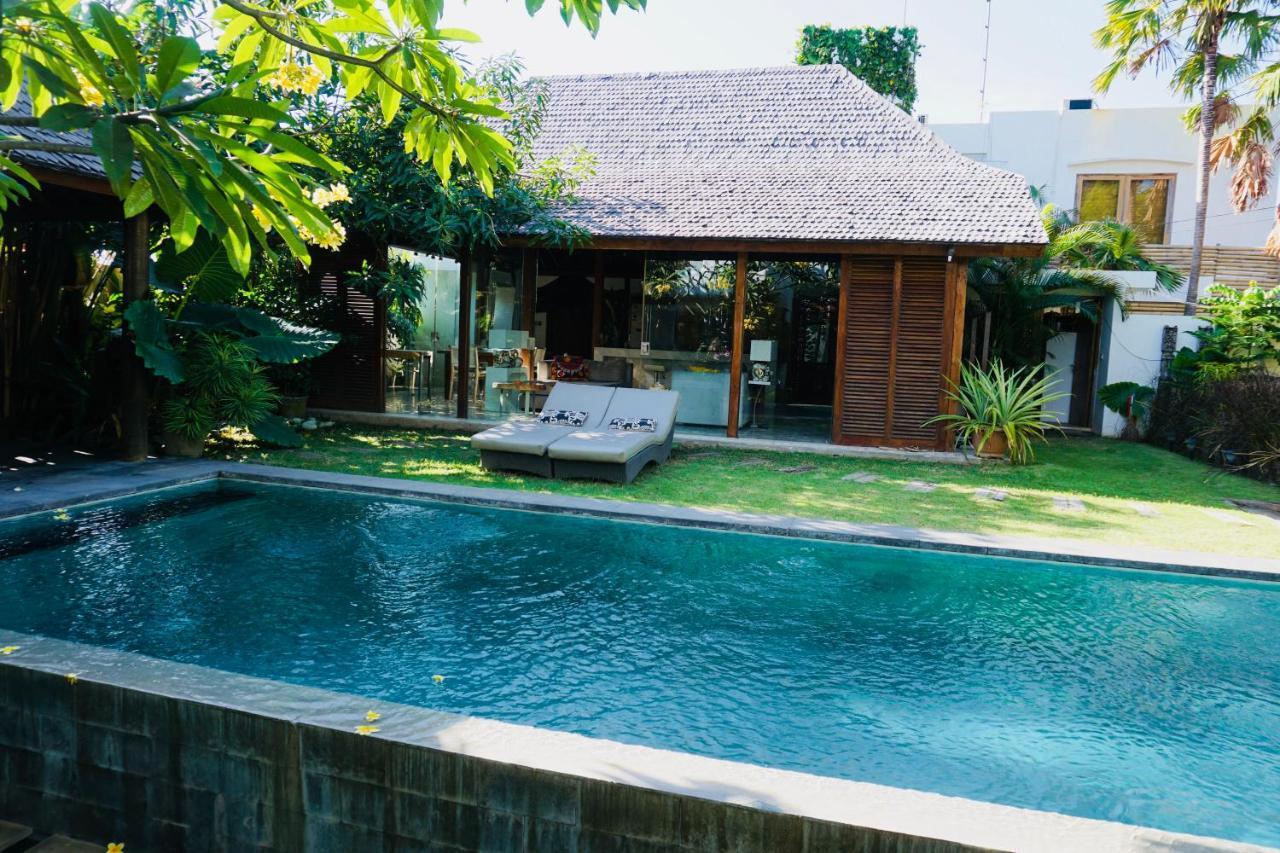 Villa Batik Seminyak  Exterior photo